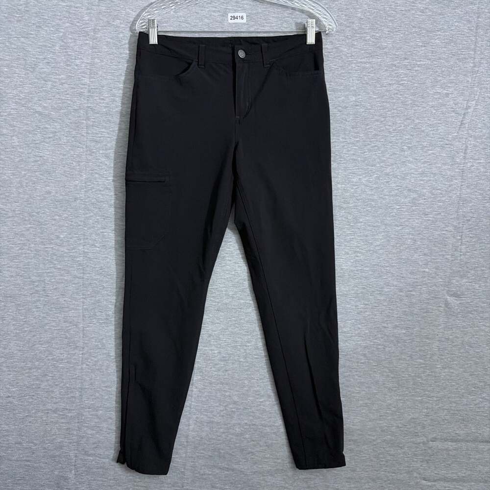 Patagonia Women's Size 6 Black Nylon Skinny Leg Quandary Cargo Pants